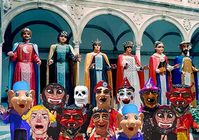 alquiler de gigantes y cabezudos